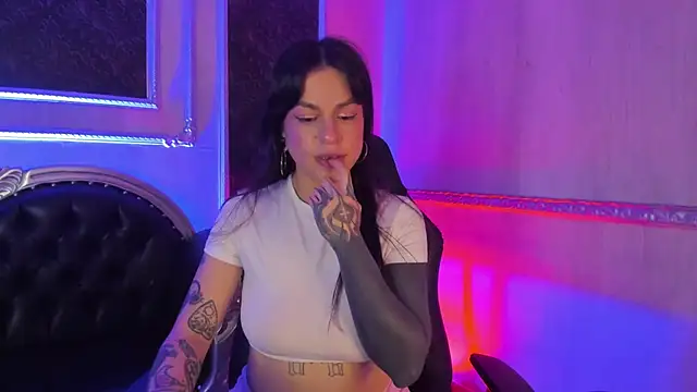 MeganDraco  online show from 05/26/26, 12:45