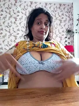 Rasmalai786 online show from 07/28/26, 09:37