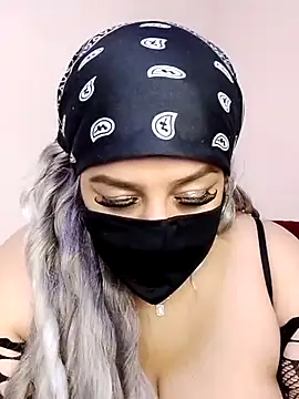 Snapshot of mari_layali chatting on 12/07/24, 11:01 mari layali online show from 12/07/24, 11:01