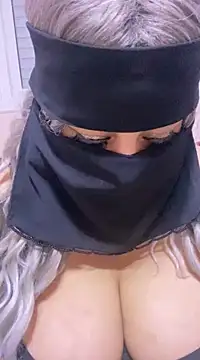 Snapshot of mari_layali chatting on 02/24/25, 06:49 mari layali online show from 02/24/25, 06:49