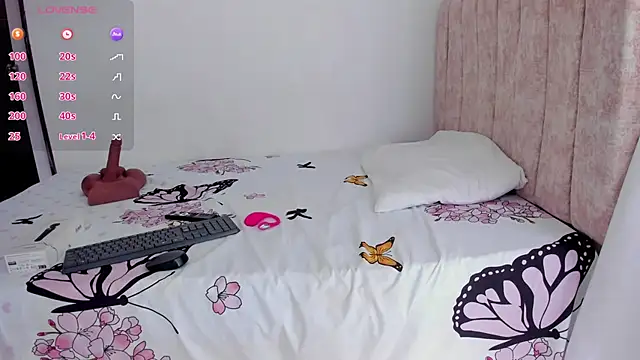 lizziemontana2 online show from 07/01/26, 07:24