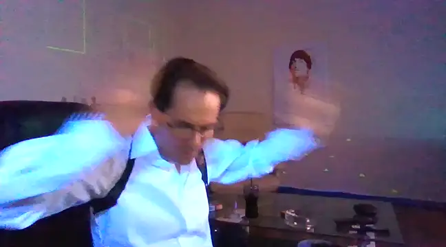 Snapshot of Minm666 chatting on 02/25/25, 10:29 Minm666 online show from 02/25/25, 10:29