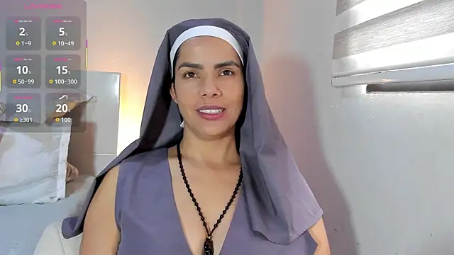 ClaraMariaMon online show from 12/18/25, 02:01