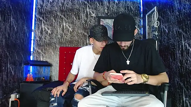 Snapshot of Brutal_Sex_Fucking chatting on 12/09/24, 08:54 Brutal Sex Fucking online show from 12/09/24, 08:54