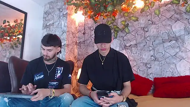 Snapshot of Brutal_Sex_Fucking chatting on 02/09/25, 09:17 Brutal Sex Fucking online show from 02/09/25, 09:17