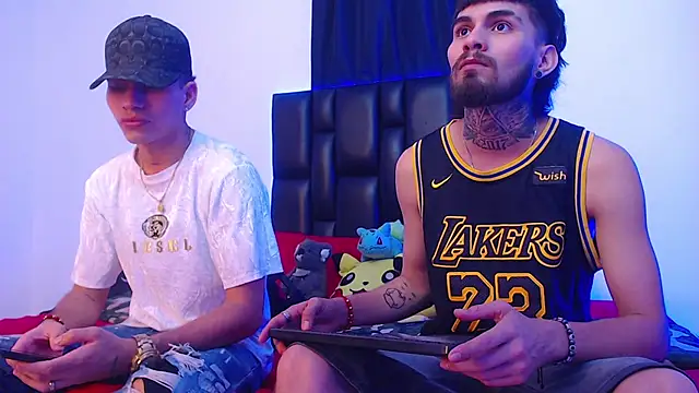 Snapshot of Brutal_Sex_Fucking chatting on 03/03/25, 10:20 Brutal Sex Fucking online show from 03/03/25, 10:20