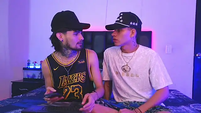 Snapshot of Brutal_Sex_Fucking chatting on 10/14/25, 11:16 Brutal Sex Fucking online show from 10/14/25, 11:16