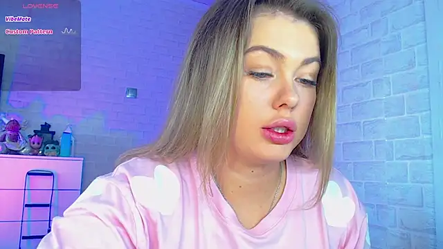 SuchCute online show from 02/26/25, 02:37