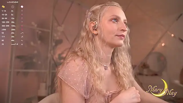 Snapshot of marylunamay chatting on 05/03/26, 06:19 marylunamay online show from 05/03/26, 06:19
