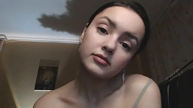 CuteRuby99 online show from 11/13/25, 03:55