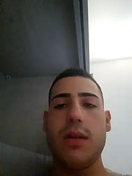 Snapshot of Nicolas3091 chatting on 07/17/26, 07:15 Nicolas3091 online show from 07/17/26, 07:15