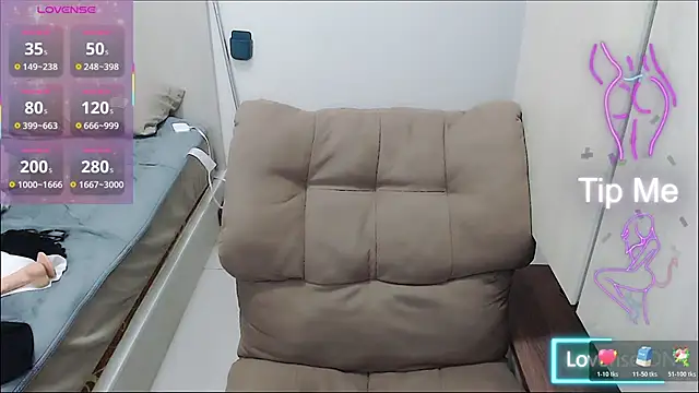 Eimile-Z online show from 11/14/25, 11:31