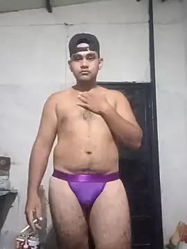 Snapshot of travieso2893 chatting on 06/01/26, 02:13 travieso2893 online show from 06/01/26, 02:13