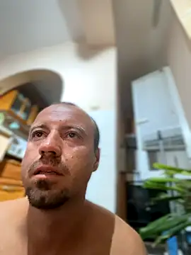 Nikolaiyy online show from 09/21/25, 12:01