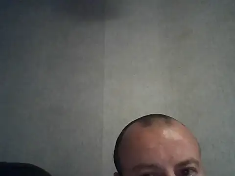 Nikolaiyy online show from 12/23/25, 01:36