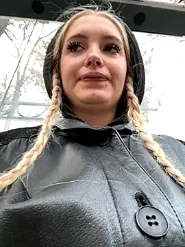 Milkyy wway online show from 10/23/25, 06:13