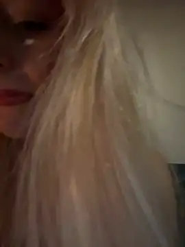 Lolitaxlola online show from 03/18/25, 07:10