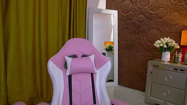 IrisMonn online show from 12/20/24, 05:47