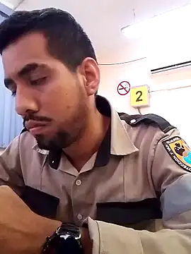 EnriquePersian197 online show from 01/02/25, 10:11