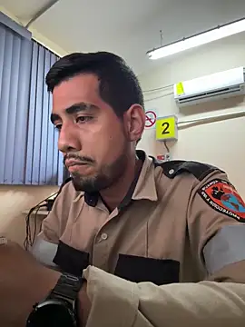 EnriquePersian197 online show from 02/03/25, 01:30