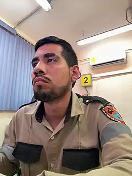 EnriquePersian197 online show from 02/03/25, 06:28