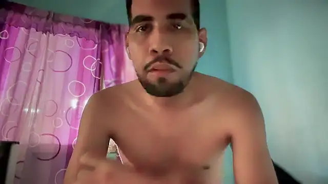 EnriquePersian197 online show from 02/18/25, 04:48