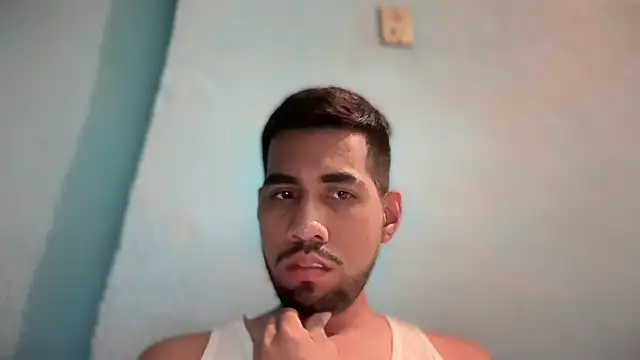 EnriquePersian197 online show from 02/19/25, 11:46