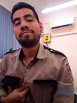 EnriquePersian197 online show from 02/20/25, 05:51