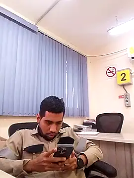 EnriquePersian197 online show from 02/27/25, 04:21