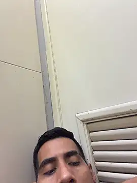 EnriquePersian197 online show from 05/16/26, 06:10