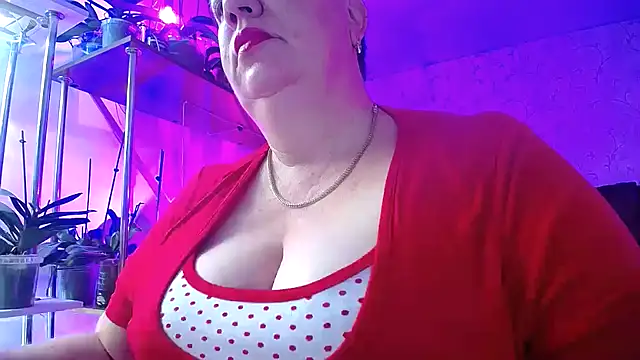  Sweet Woman online show from 11/10/25, 05:28