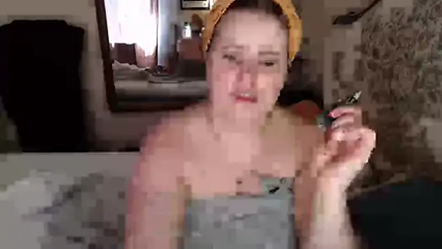 Snapshot of JosieAndYou chatting on 03/28/26, 12:16 JosieAndYou online show from 03/28/26, 12:16