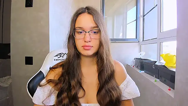 fancy bunny online show from 09/24/25, 09:12