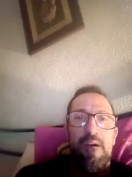 Snapshot of Porco81cazzo chatting on 01/15/26, 09:18 Porco81cazzo online show from 01/15/26, 09:18