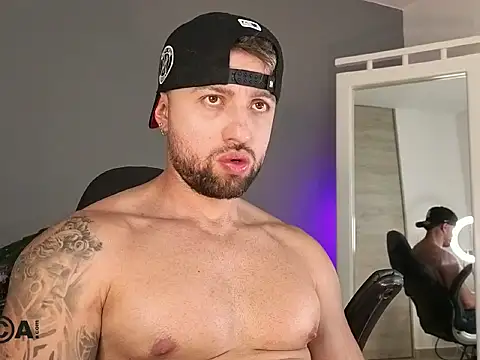 Snapshot of OwenMaximus814 chatting on 02/23/26, 08:17 OwenMaximus814 online show from 02/23/26, 08:17