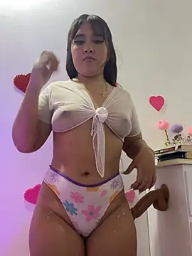 melyescobar online show from 02/12/26, 04:07