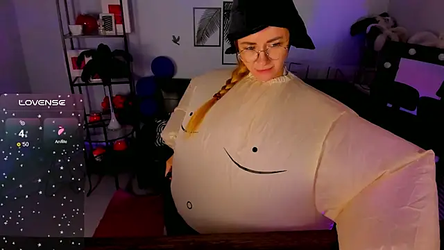 LadyIzabel online show from 01/25/25, 05:40