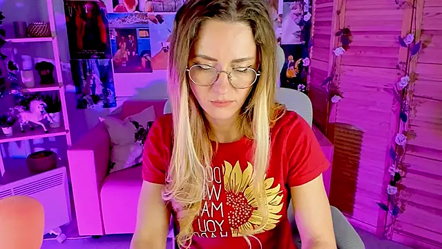 LadyIzabel online show from 01/28/25, 11:38