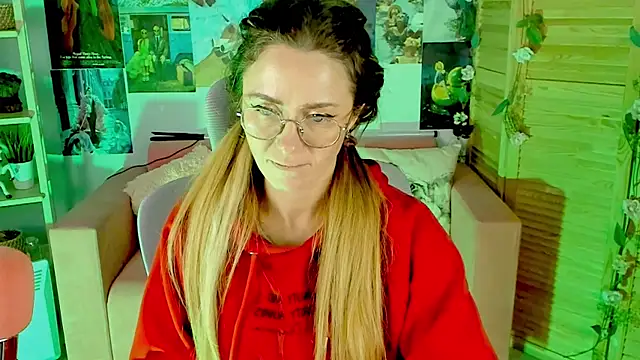 LadyIzabel online show from 01/30/25, 11:55