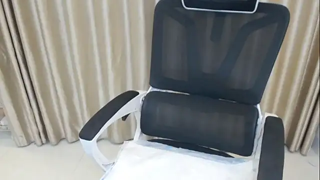 Milk-babier online show from 01/10/26, 03:58