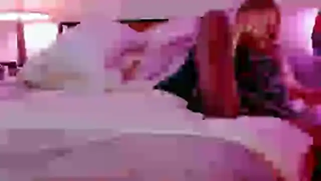 NinasNylonz online show from 10/11/25, 04:12