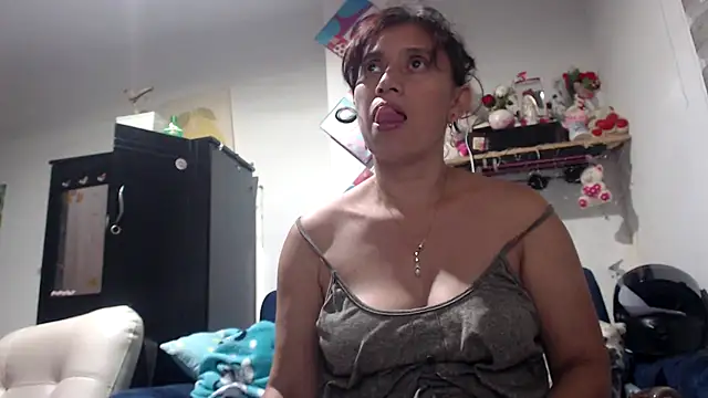 sexy mary 69 online show from 11/12/25, 02:23