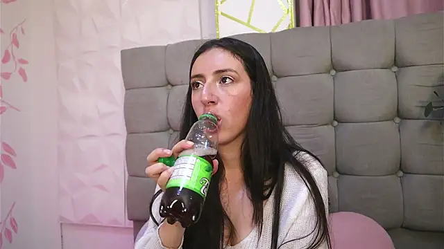 Sweet Sammy  online show from 01/15/26, 04:06