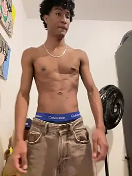 Masterikee online show from 12/31/24, 03:09