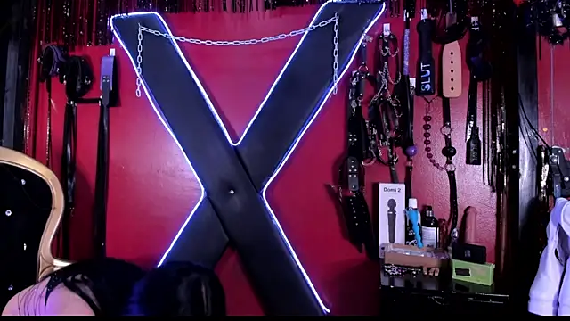 alexa n alex online show from 11/08/25, 09:24