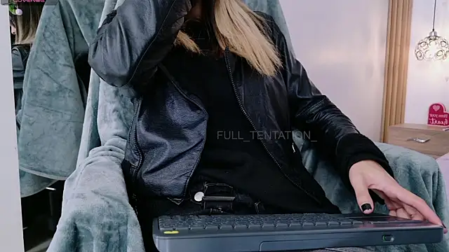 FULL TENTATION  online show from 04/26/26, 08:23