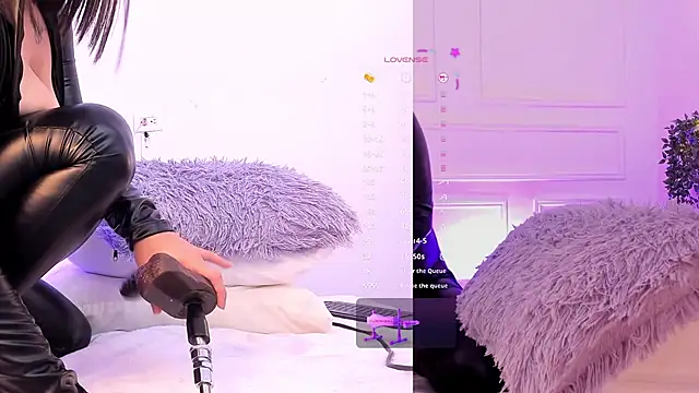 sherylgrey online show from 11/30/25, 11:53