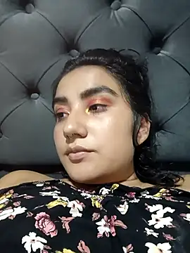 Snapshot of Hellen_Alex chatting on 01/06/25, 08:07 Hellen Alex online show from 01/06/25, 08:07