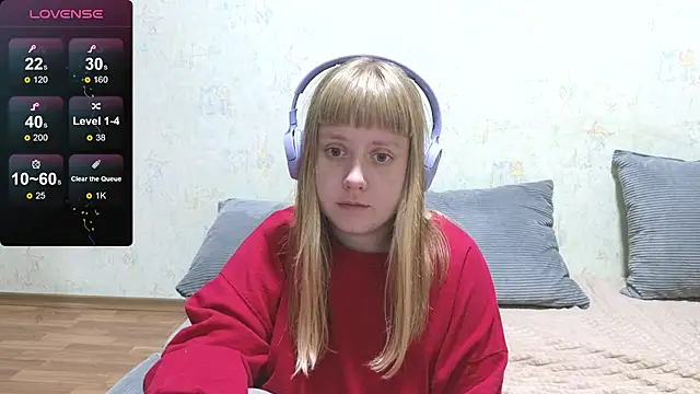 Snapshot of June_shy0 chatting on 06/24/26, 07:51 June shy0 online show from 06/24/26, 07:51