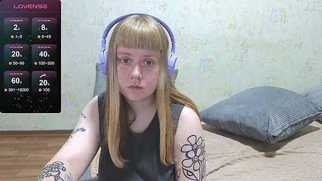 Snapshot of June_shy0 chatting on 07/03/26, 07:59 June shy0 online show from 07/03/26, 07:59
